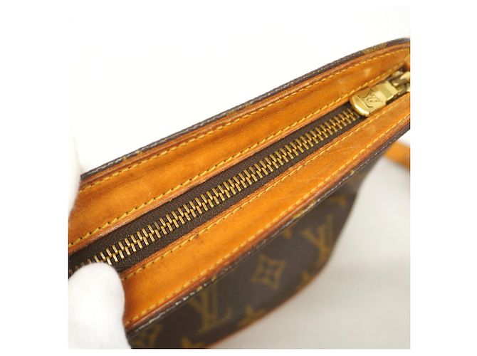 Bolso de hombro Louis Vuitton Monogram Druot Castaño - vista 9