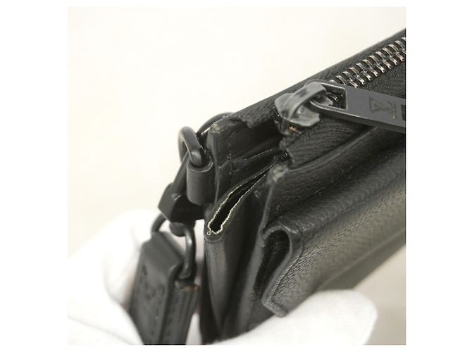 Louis Vuitton LV Aerogram Zippy Wallet Black - view 7