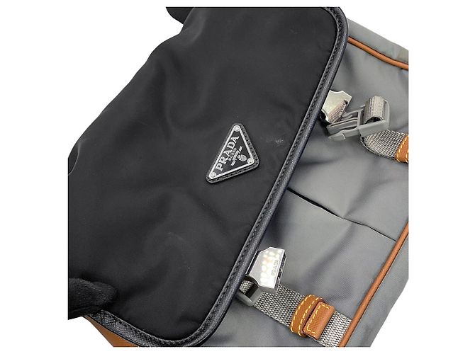 Bolsa de ombro Prada em couro Saffiano e nylon Marrom Preto - vista 10