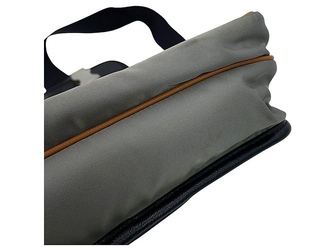 Bolsa de ombro Prada em couro Saffiano e nylon Marrom Preto - vista 9