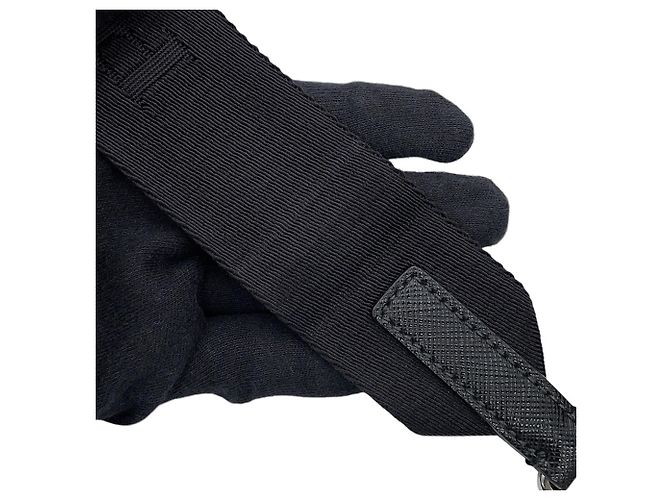 Bolsa de ombro Prada em couro Saffiano preto - vista 15