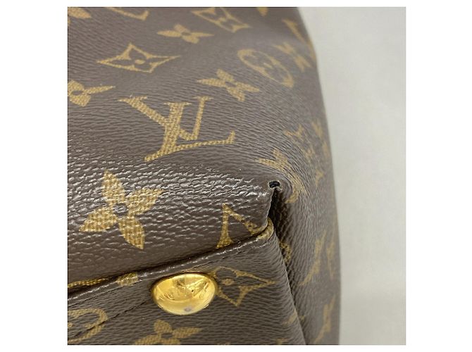 Borsa Louis Vuitton Monogram V Tote MM Nero - vista 6