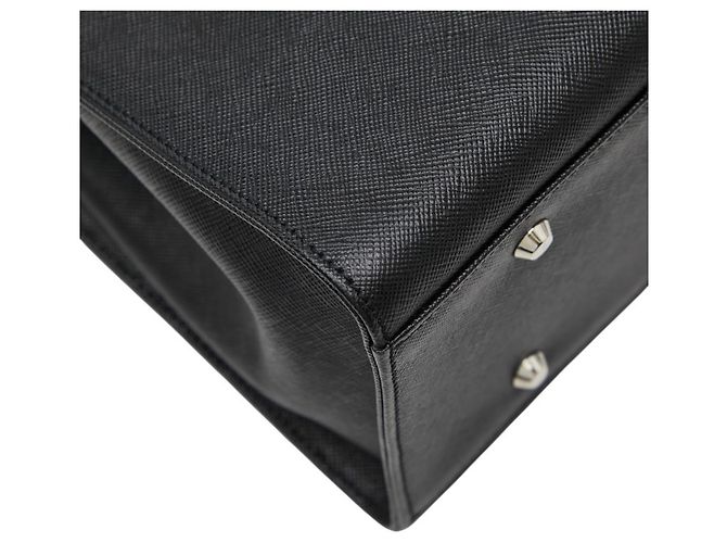 Borsa a mano in pelle nera Burberry Nova Check Nero - vista 7