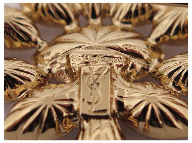 NUOVA VINTAGE SPILLA YVES SAINT LAURENT GOOSSENS CON CRISTALLI D'oro - vista 5