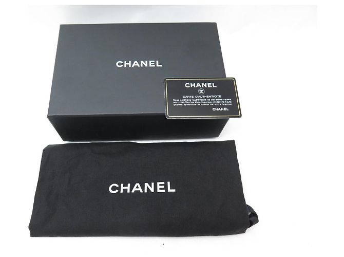 BORSA A MANO CHANEL MINI CLASSIQUE TIMELESS IN PELLE LACCA CAMEL LEATHER BAG Cammello - vista 18