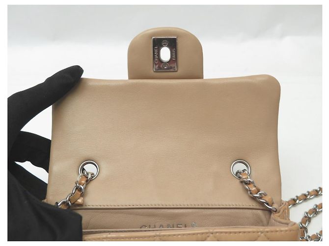 BORSA A MANO CHANEL MINI CLASSIQUE TIMELESS IN PELLE LACCA CAMEL LEATHER BAG Cammello - vista 5