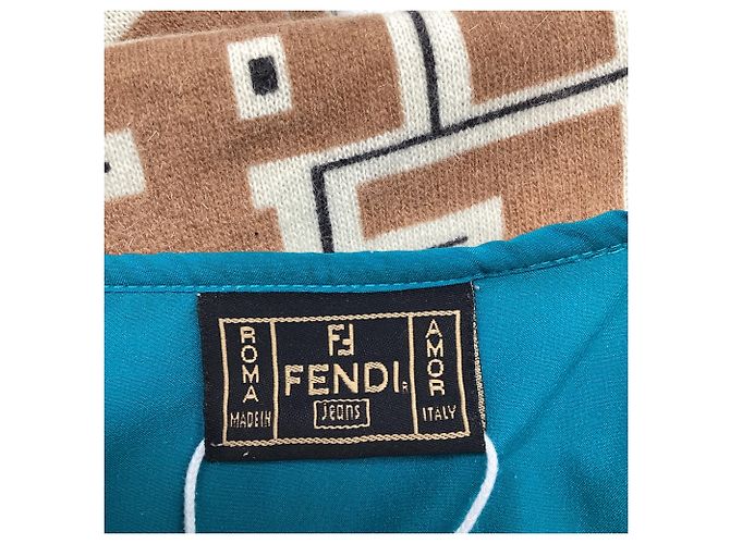 Fendi Jeans FF Logo Knopf-Cardigan aus brauner Wolle Rot - Ansicht 5