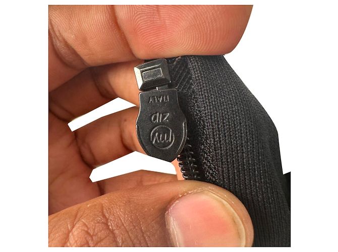 Fendi Kapuzenpullover mit Reißverschluss und Stehkragen aus schwarzer Baumwolle - Ansicht 4