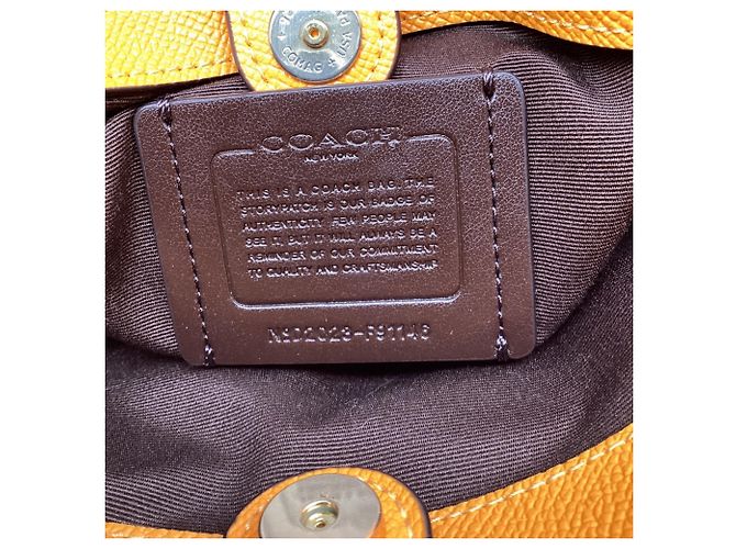 Borsa Coach Mini Lillie Carryall in pelle arancione - vista 7