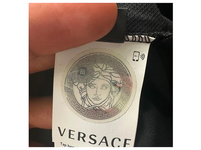 Polo Versace com patch em algodão preto - vista 10