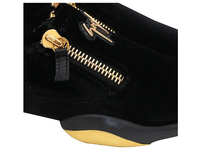Zapatillas Giuseppe Zanotti Light Jump Gruber en terciopelo negro - vista 11