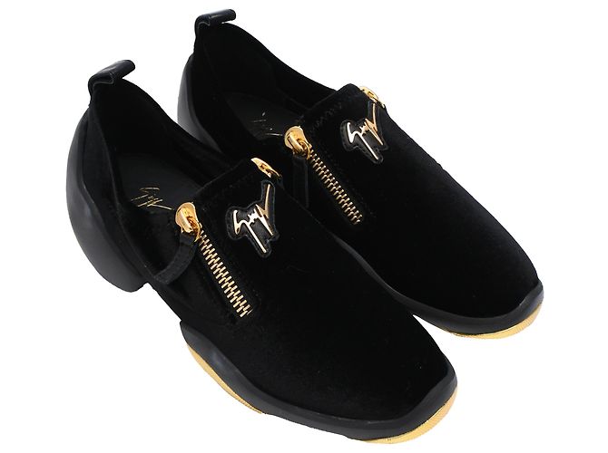 Zapatillas Giuseppe Zanotti Light Jump Gruber en terciopelo negro - vista 4