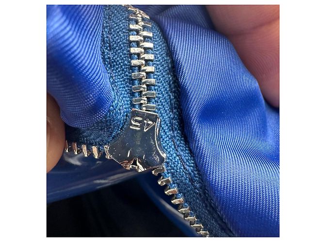 Marc by Marc Jacobs Midi-Bleistiftrock aus blauem Polyurethan - Ansicht 7