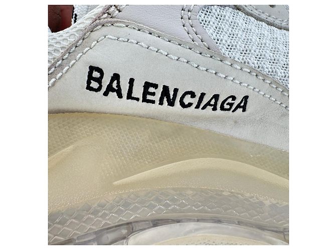 Balenciaga Triple S Clear Sole Sneaker aus beigem Polyester - Ansicht 10