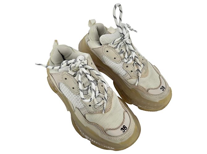 Balenciaga Triple S Clear Sole Sneaker aus beigem Polyester - Ansicht 4