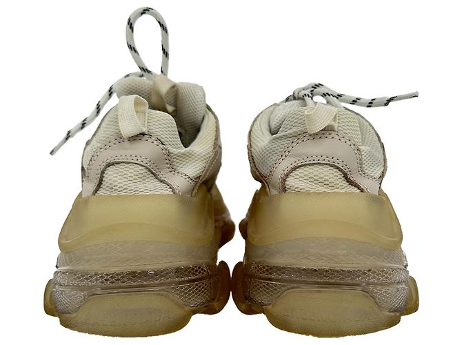 Balenciaga Triple S Clear Sole Sneaker aus beigem Polyester - Ansicht 8