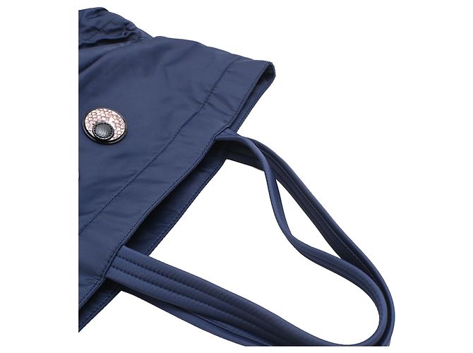 Borsa Tote Eyes Anya Hindmarch in nylon blu navy - vista 15