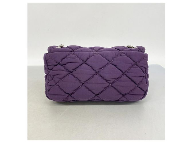 Bolsa de ombro Chanel em nylon acolchoado bubble roxo - vista 9