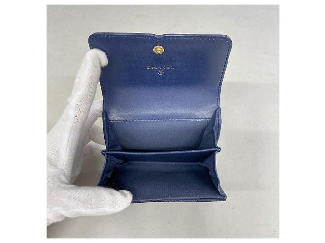 Tarjetero Chanel de piel de becerro granulada azul marino - vista 3