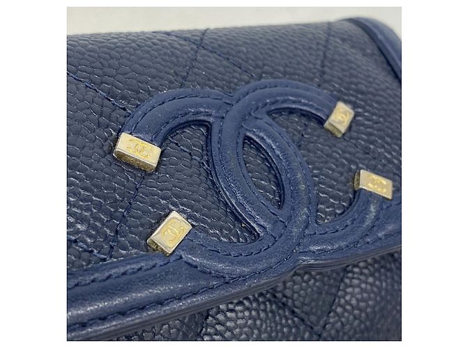 Tarjetero Chanel de piel de becerro granulada azul marino - vista 8