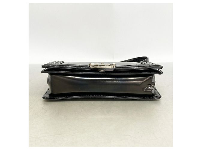 Bolsa de Ombro Chanel Boy Chain Preto - vista 3