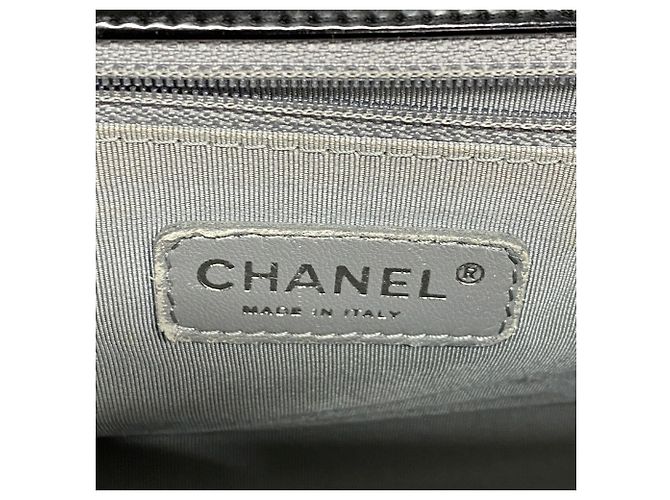 Bolsa de Ombro Chanel Boy Chain Preto - vista 5