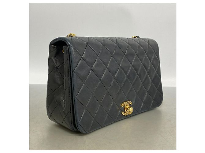 Bolsa de Ombro com Corrente Chanel Matelassé Preto - vista 2