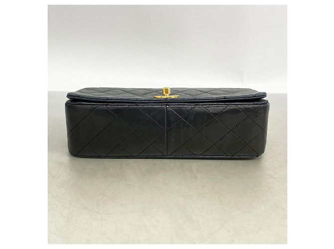 Bolsa de Ombro com Corrente Chanel Matelassé Preto - vista 3