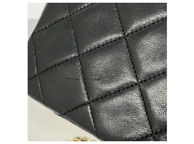Bolsa de Ombro com Corrente Chanel Matelassé Preto - vista 9