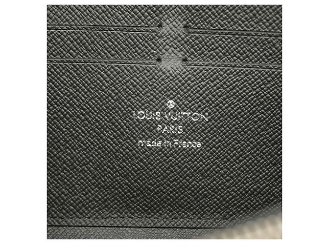 Louis Vuitton Taiga Zippy Long Wallet Black - view 4