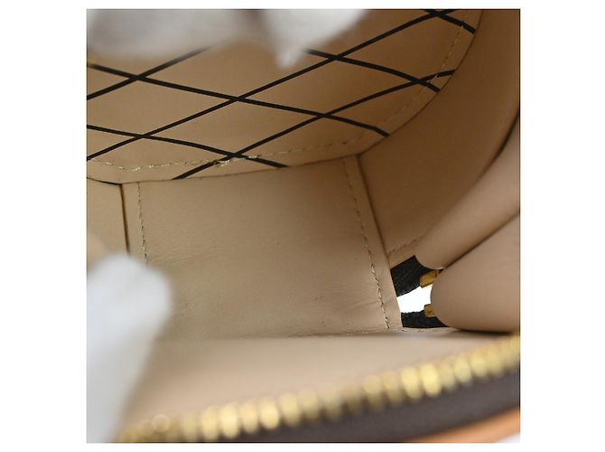 Louis Vuitton Boite Chapeau Coin Purse Monogram Canvas Micro Castaño - vista 3