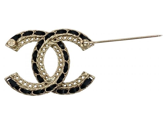 Broche de cadena Chanel Coco Mark Negro - vista 5