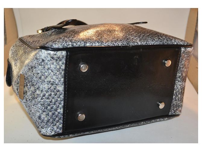 John Richmond Borsa a mano Richmond in ecopelle Nero Bianco Grigio - vista 6