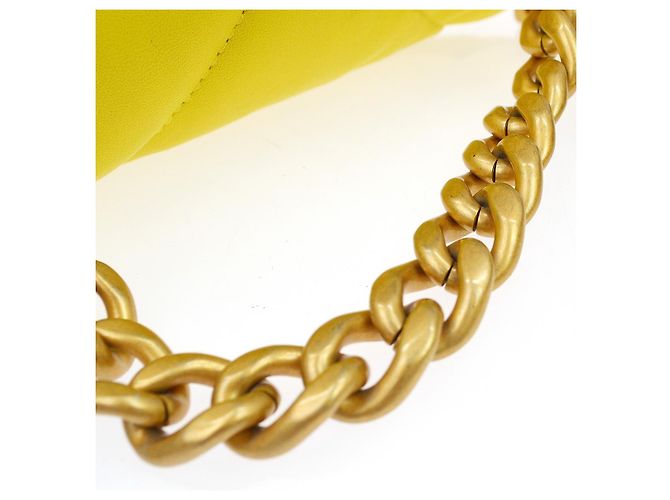 Bolsa de aba Chanel 19 em pele de cordeiro acolchoada Amarelo - vista 6