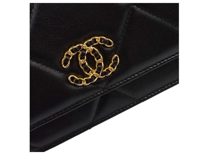 Chanel 19 Klapptasche aus gestepptem Lammleder Schwarz - Ansicht 7