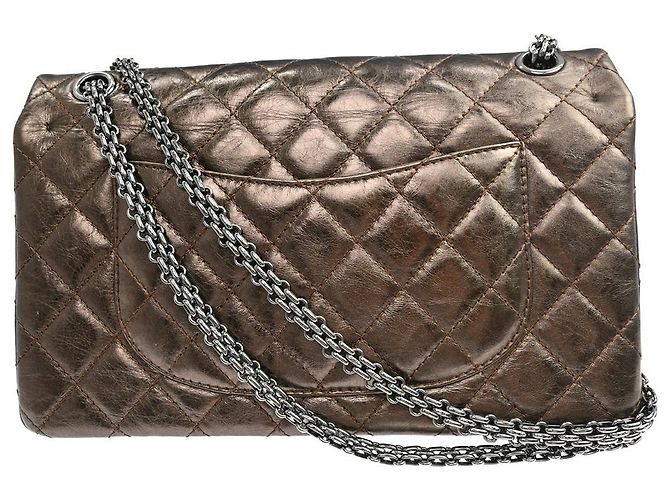 Chanel Reissue 2.55 Flap Quilted Metallic Aged Calfskin 226 Marrone - vista 2