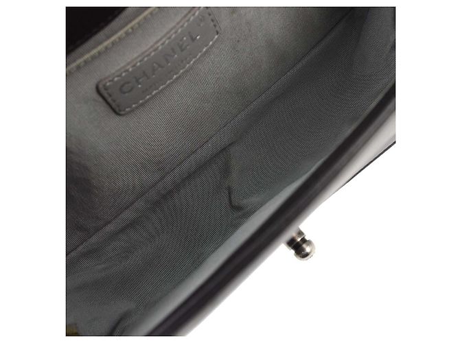 Chanel Boy Flap Quilted Lambskin Old Medium Schwarz - Ansicht 3