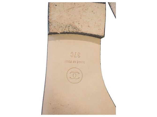 Chanel Bailarinas Clásicas Dos Tonos Beige/Negro - vista 11