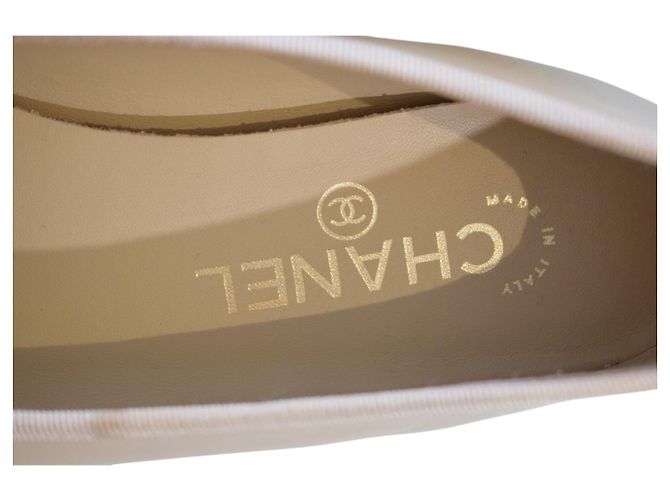 Chanel Bailarinas Clásicas Dos Tonos Beige/Negro - vista 14