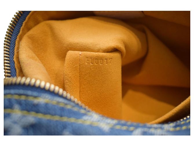 Louis Vuitton Borsa Baggy PM Denim Monogram Blu Monogramma - vista 15