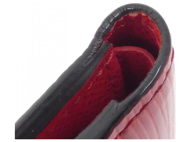 Portafoglio con catena Louis Vuitton Epi M67755 in Rouge Rosso - vista 3