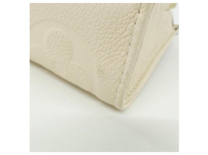 Louis Vuitton Monogram Empreinte OnTheGo EW Handtasche Roh - Ansicht 3