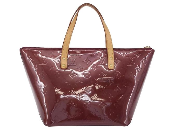 Louis Vuitton Bellevue Monogram Vernis PM Burdeos - vista 2