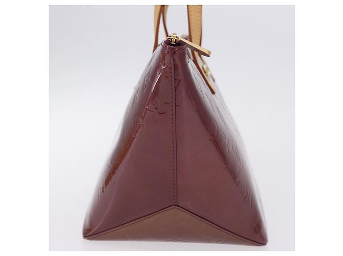 Louis Vuitton Bellevue Monogram Vernis PM Burdeos - vista 4