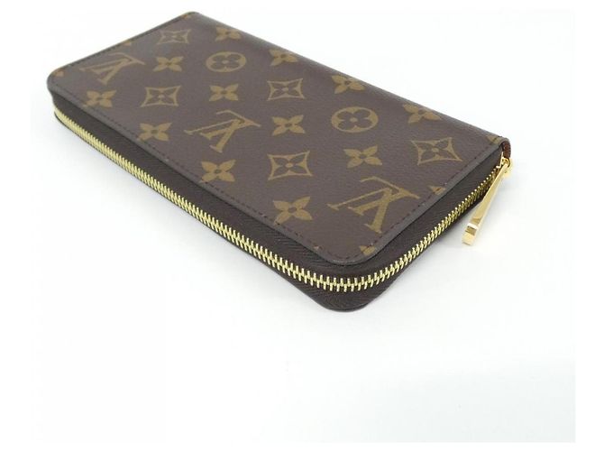 Louis Vuitton Monogram Zippy Wallet Brown - view 2