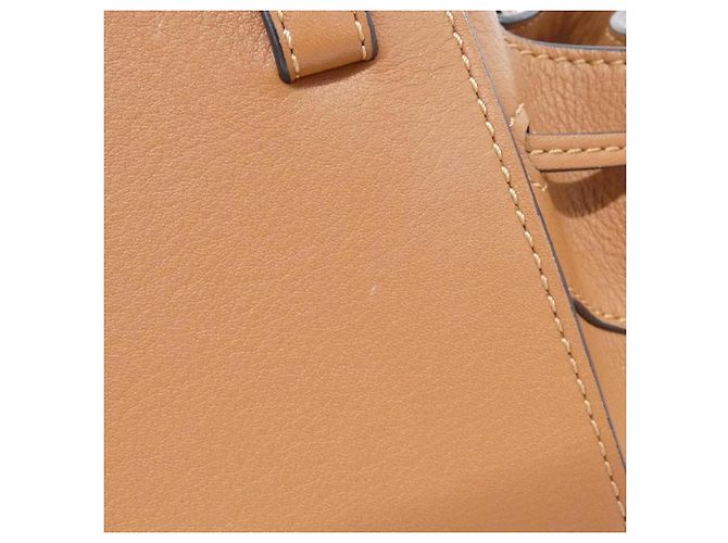 Loewe Hammock Mini Schultertasche mit Kordzug Braun - Ansicht 4