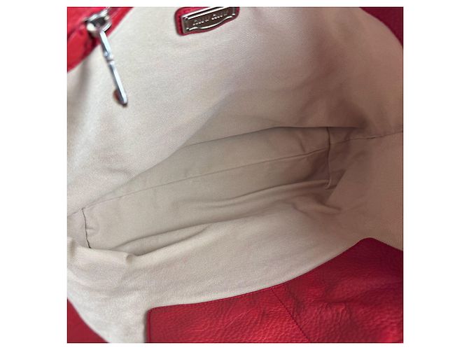 Bolso de mano Miu Miu de piel roja - vista 5