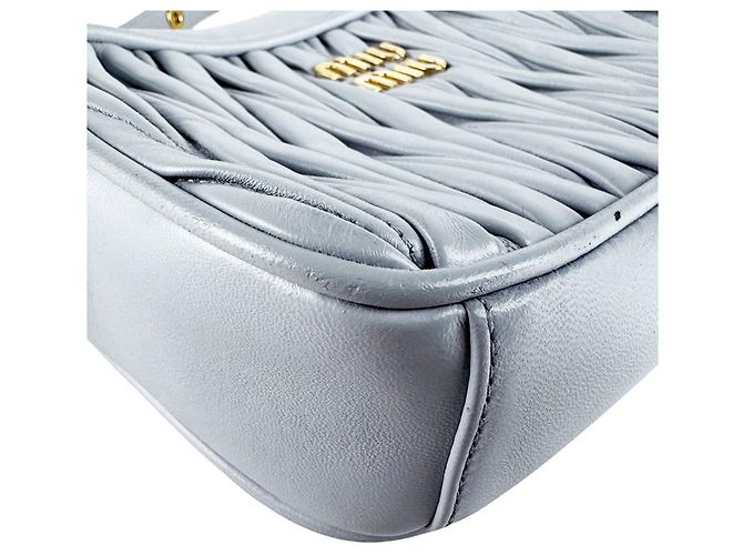 Miu Miu Schultertasche hellgrau - Ansicht 9