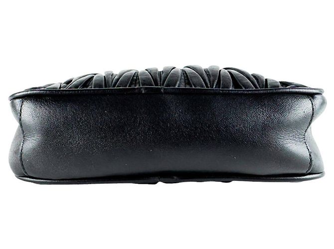 Borsa a tracolla Miu Miu in pelle Matelassé nera Nero - vista 4