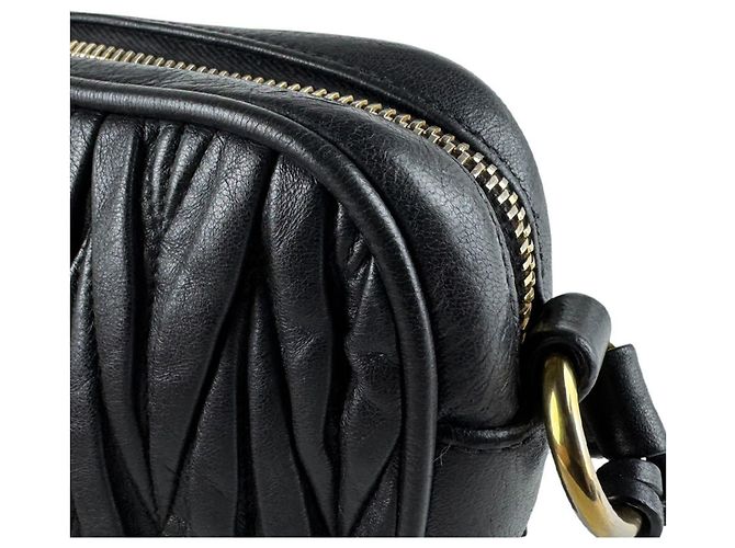 Borsa a tracolla Miu Miu in pelle Matelassé nera Nero - vista 7